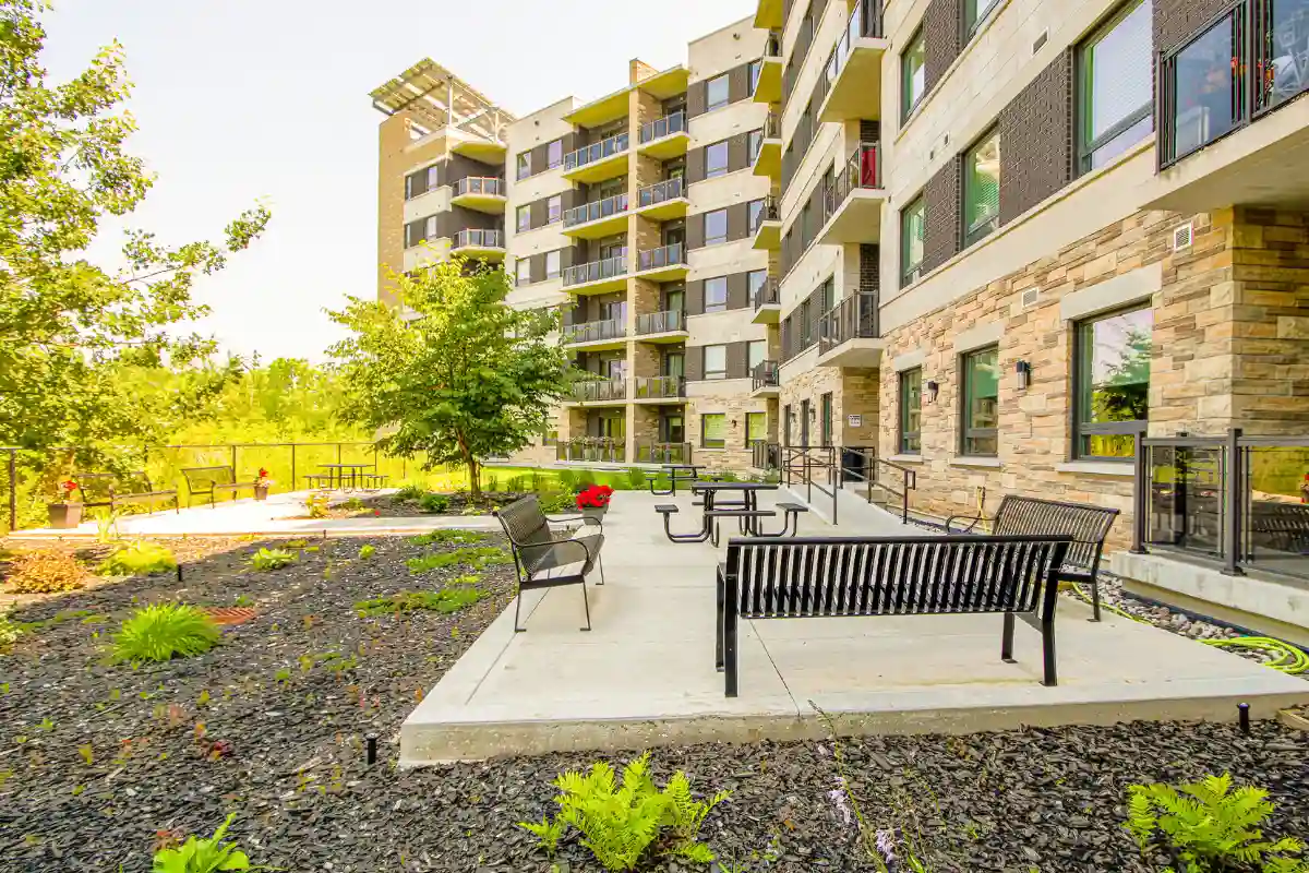 Grounds at Greenlife West Side